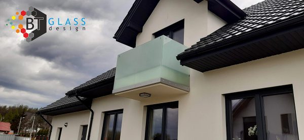 Balkon szklany 600x277