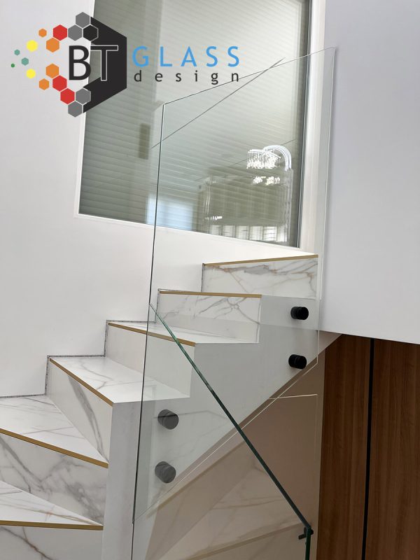 Balustrada szklana 9 600x800