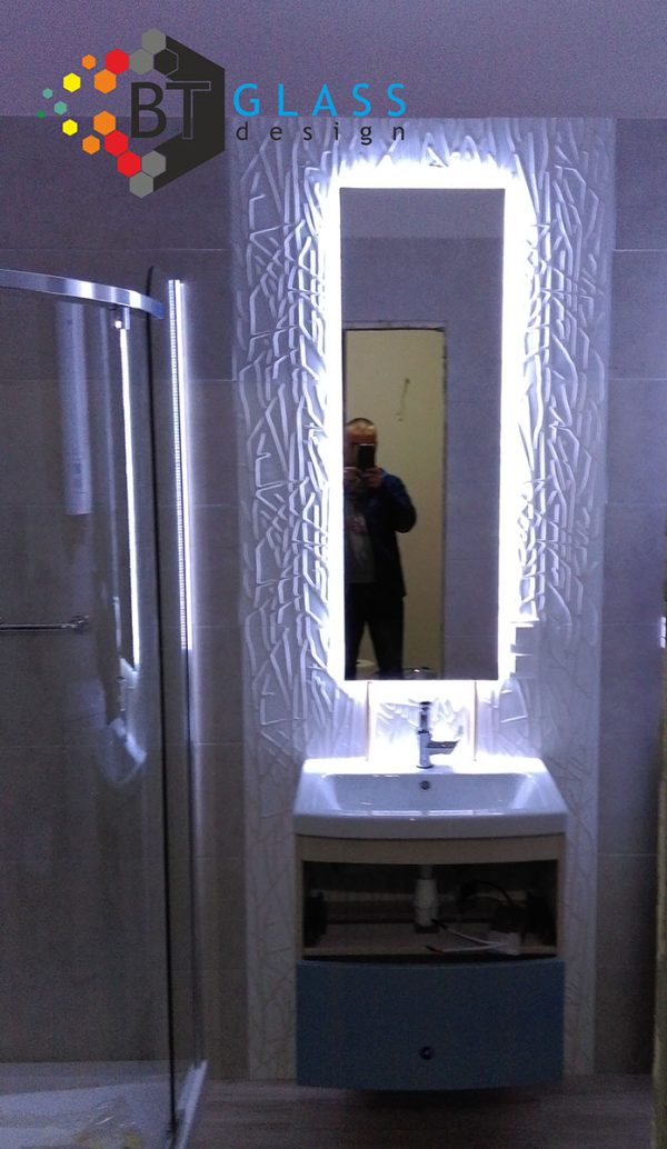 Lustro podswietlane LED 600x1034